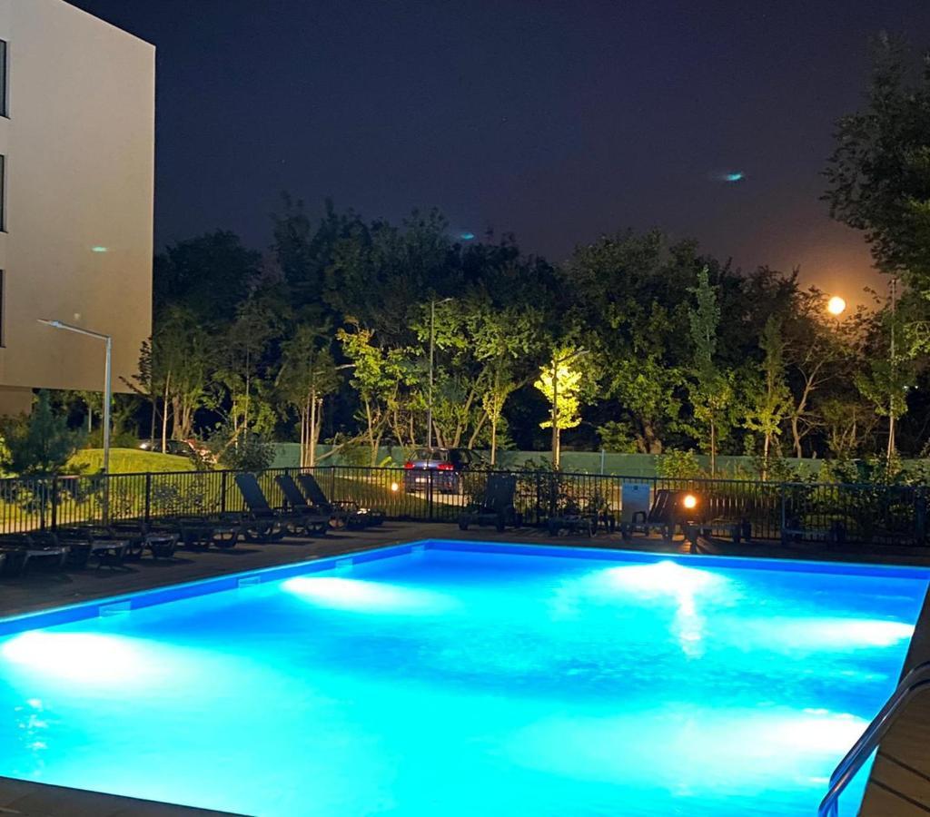 Atria Urban Resort ブカレスト エクステリア 写真