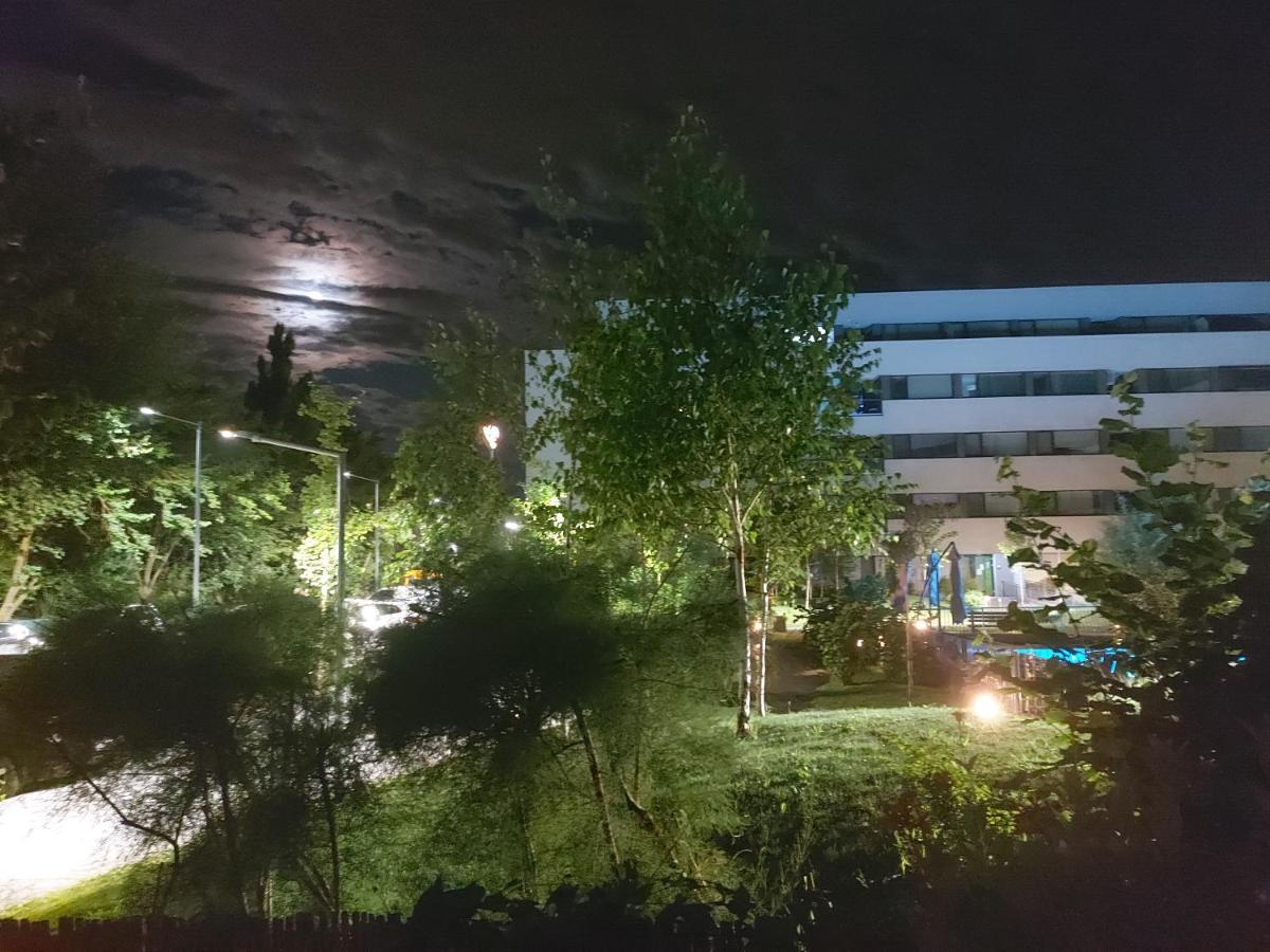 Atria Urban Resort ブカレスト エクステリア 写真